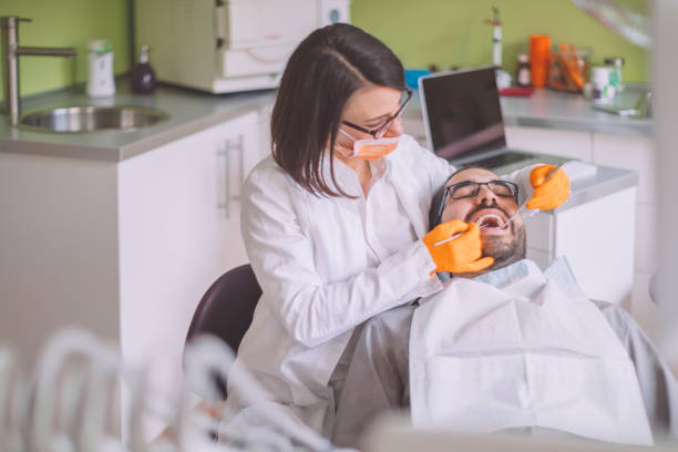 Best Broken or Cracked Tooth Emergency Dentist in USA